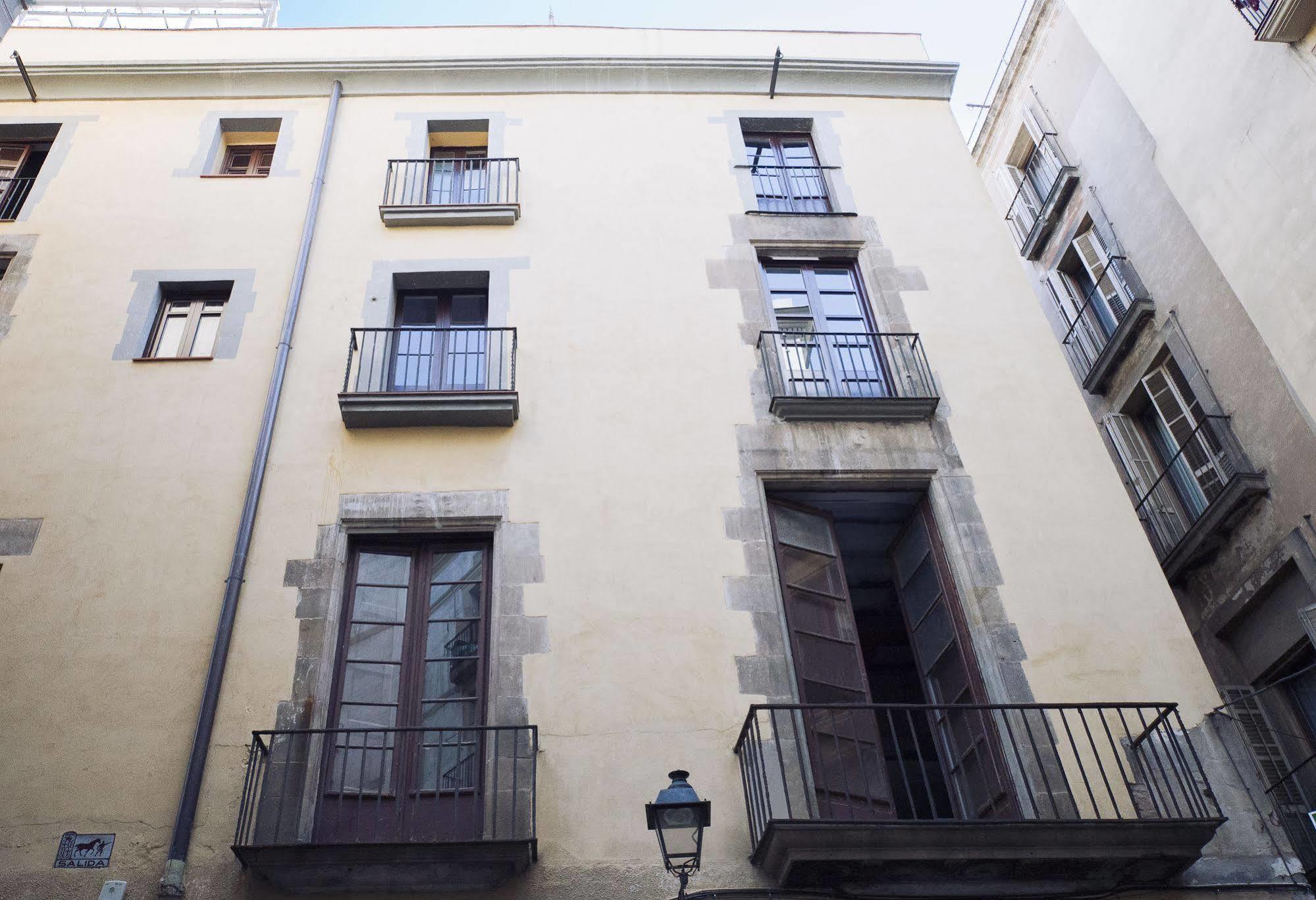 L'Escudellers By The Streets Apartment Barcelona Luaran gambar