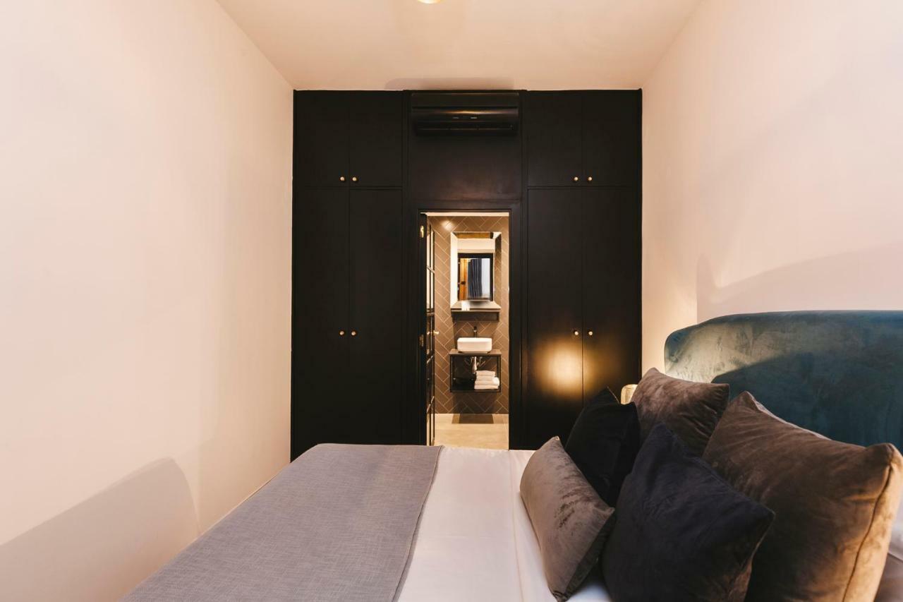 L'Escudellers By The Streets Apartment Barcelona Luaran gambar