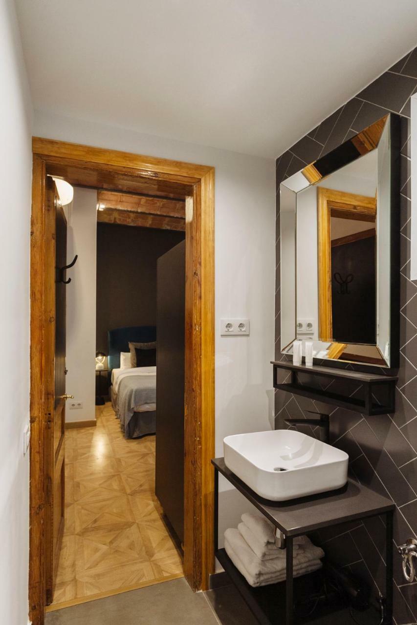 L'Escudellers By The Streets Apartment Barcelona Luaran gambar